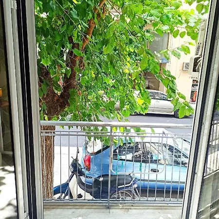 Agorakritou Apartmán *